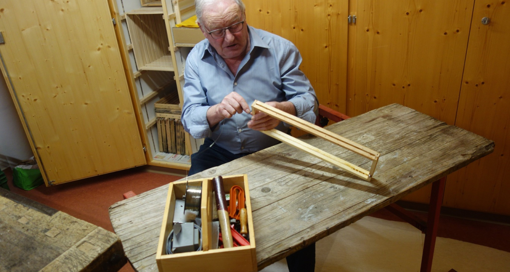 Imker Meltger Devonas / Honig Imker Meltger Devonas / Honig