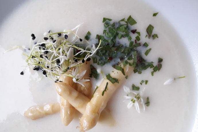 Spargelcremesuppe